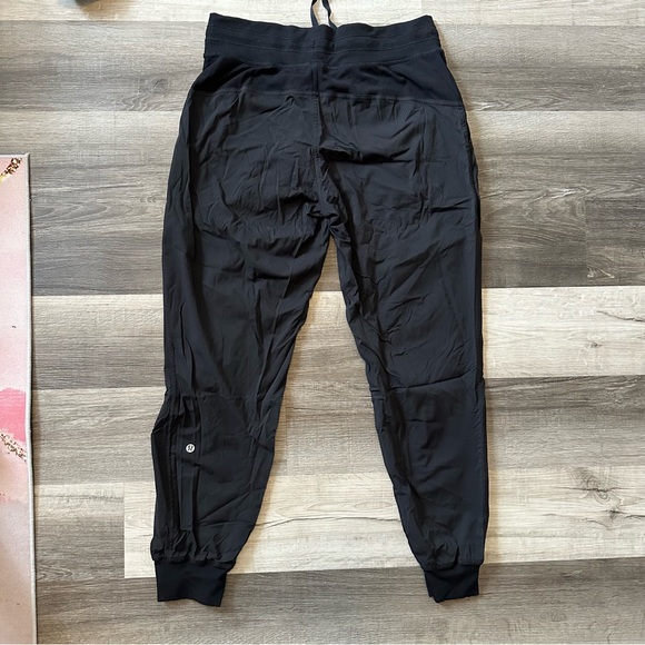 Lululemon studio pants - Picture 2 of 3